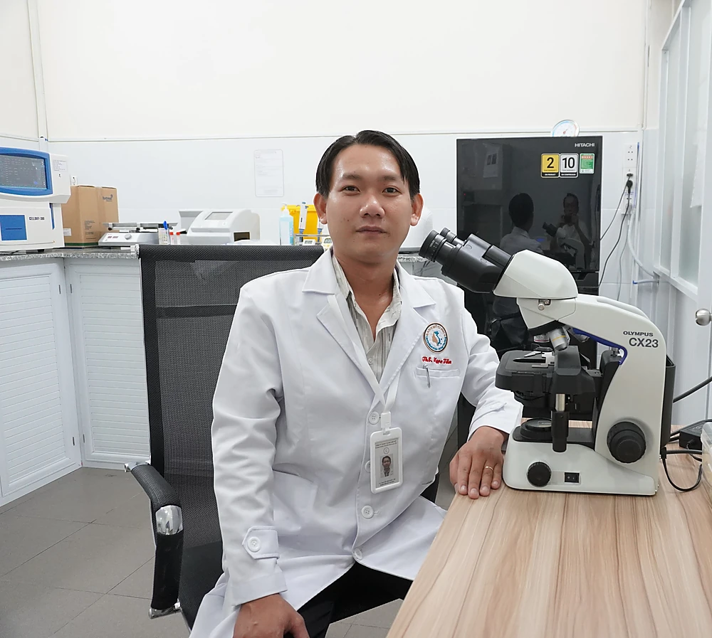 Kính hiển vi hiện đại
